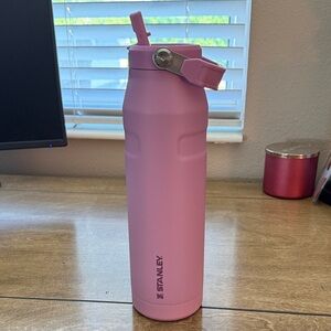 Stanley Aerolight 36oz Lilac Stainless Steel Flip Straw Bottle